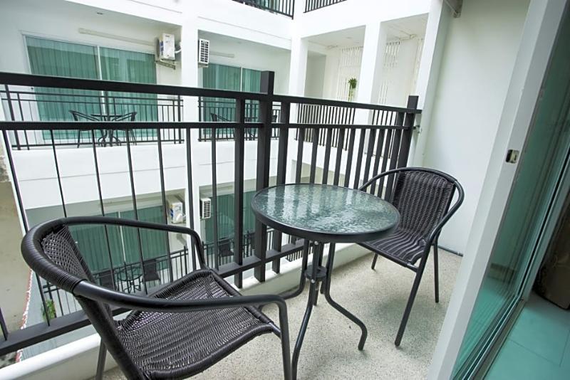 Maleewan Jomtien Hotel Bagian luar foto